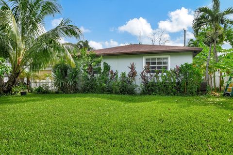 A home in Lake Worth