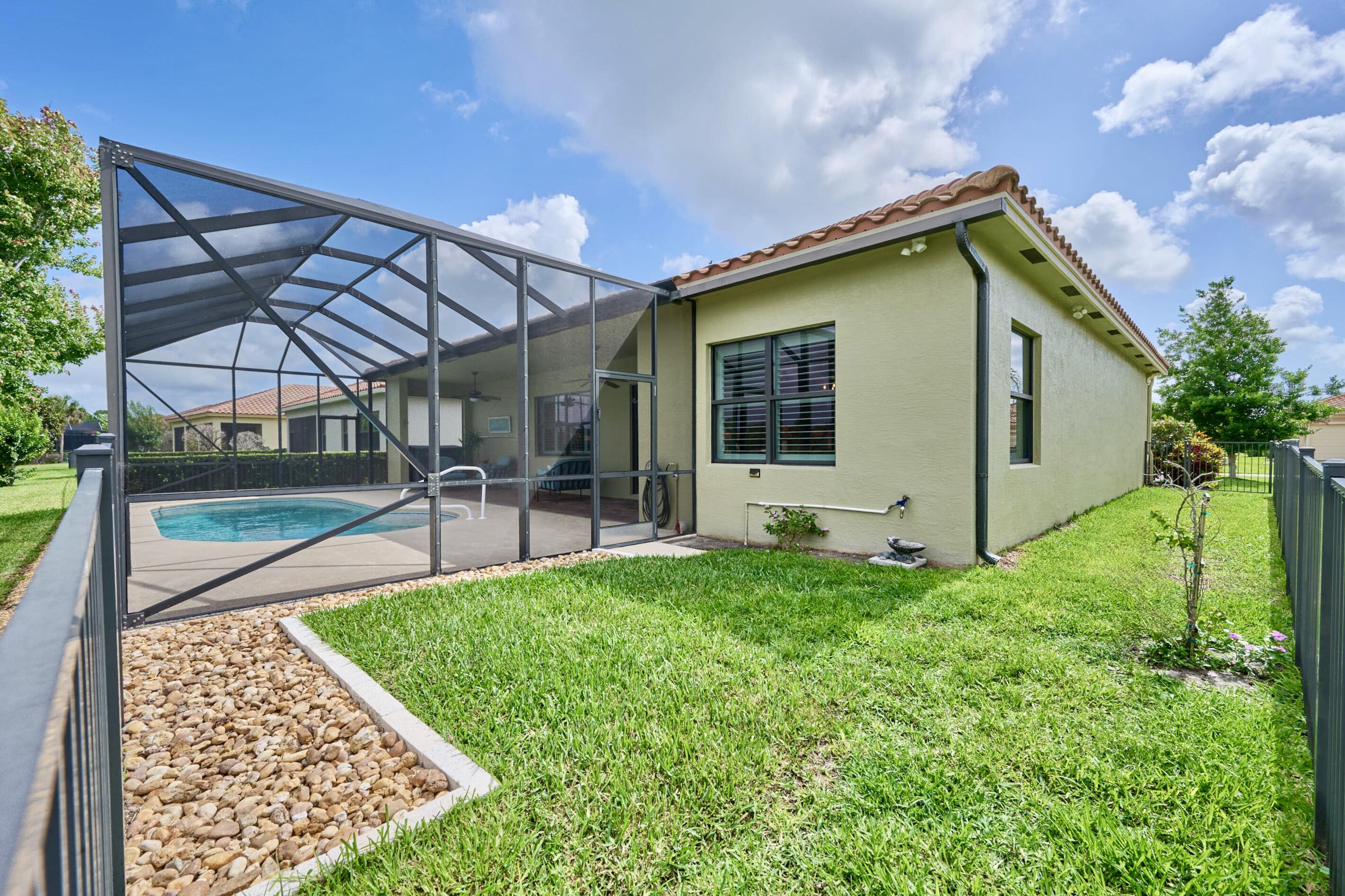 VEROLAGO PHASE 2 - Residential