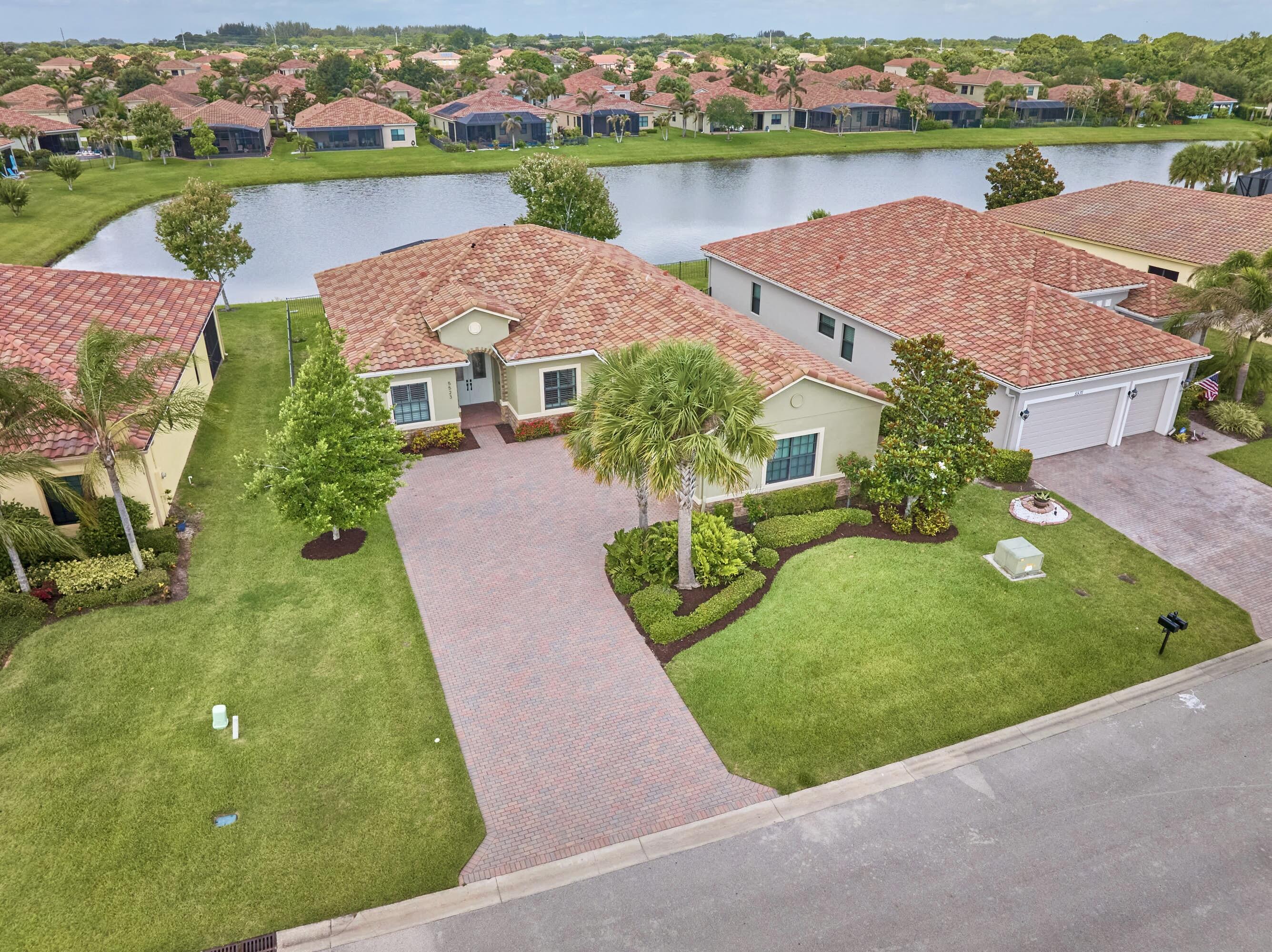 VEROLAGO PHASE 2 - Residential