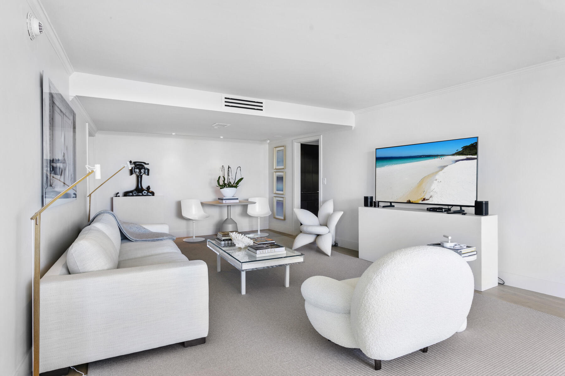 TRIANON CONDO - Residential