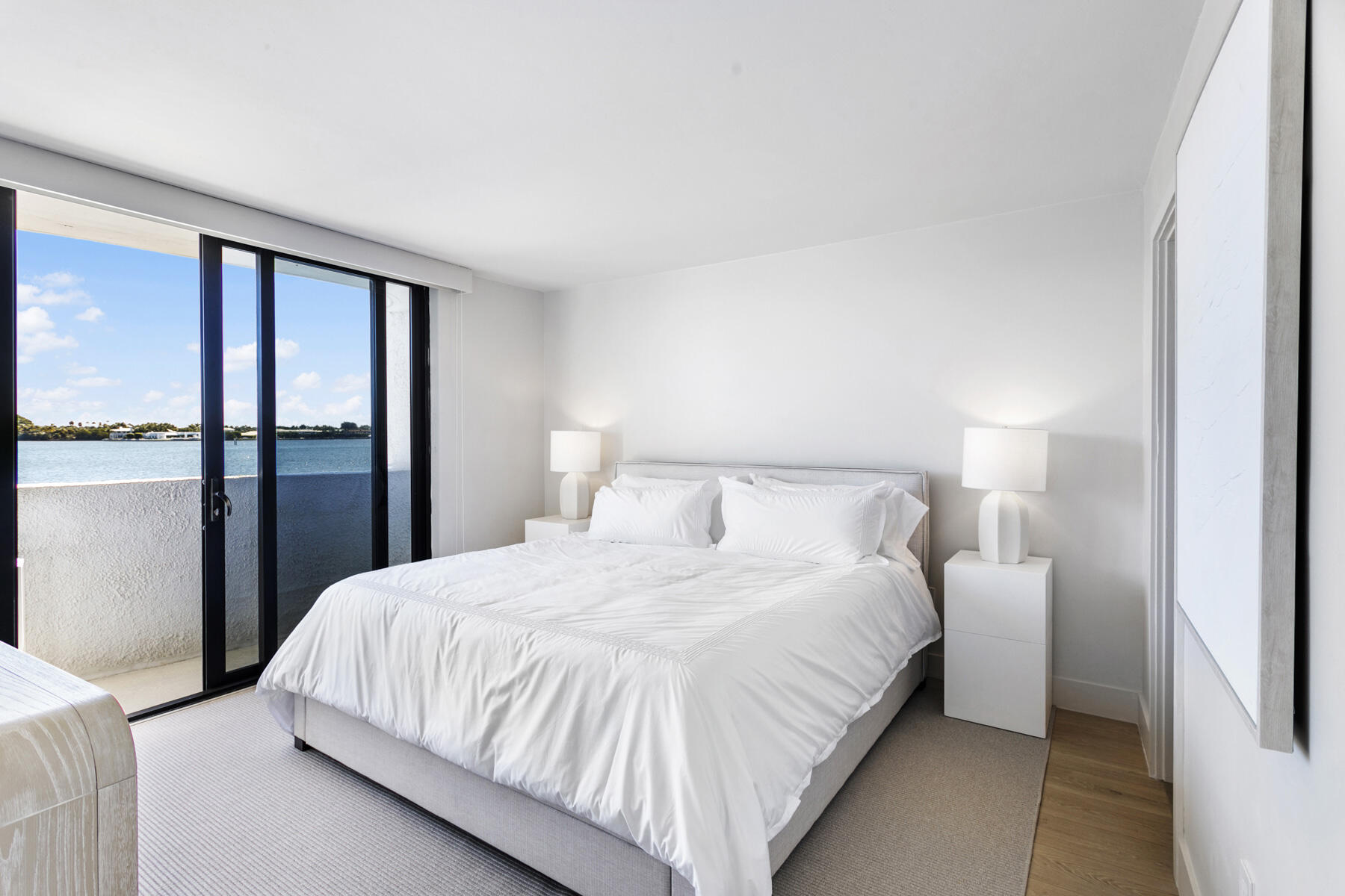 TRIANON CONDO - Residential