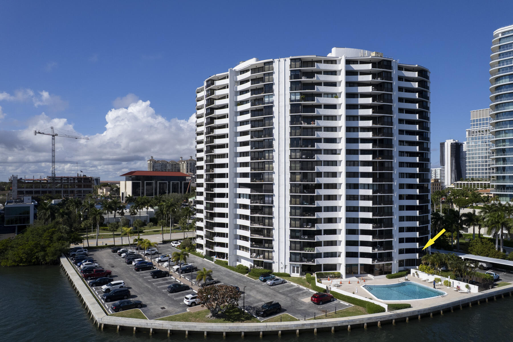 TRIANON CONDO - Residential