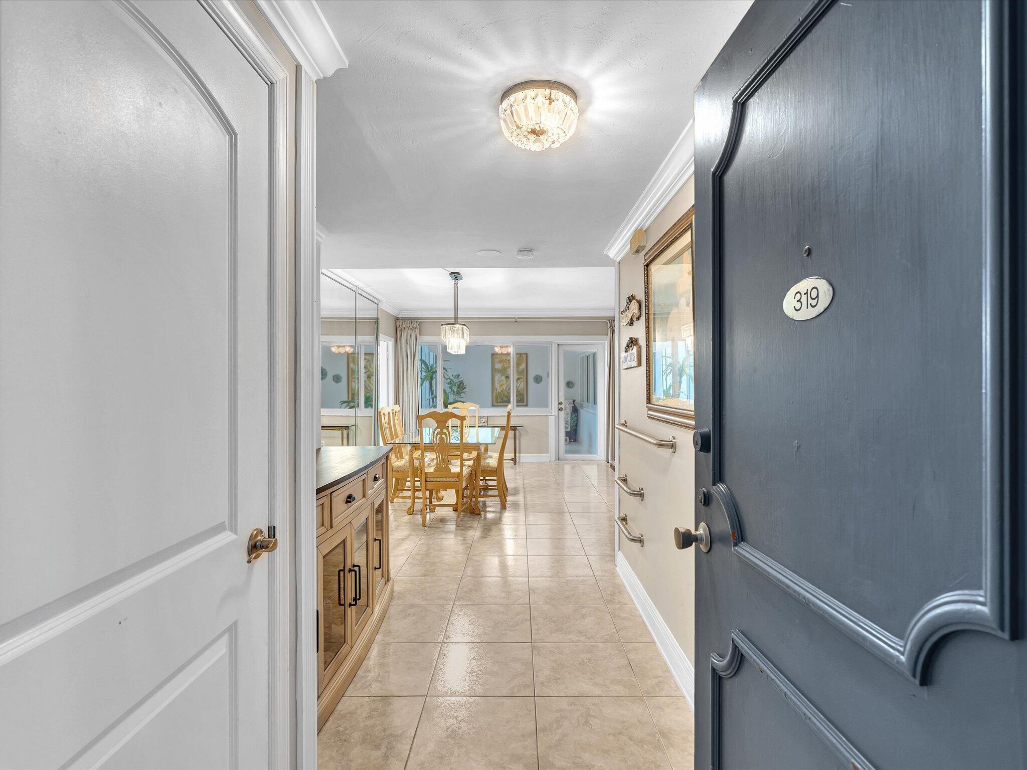 Coral Ridge Towers South - Residential