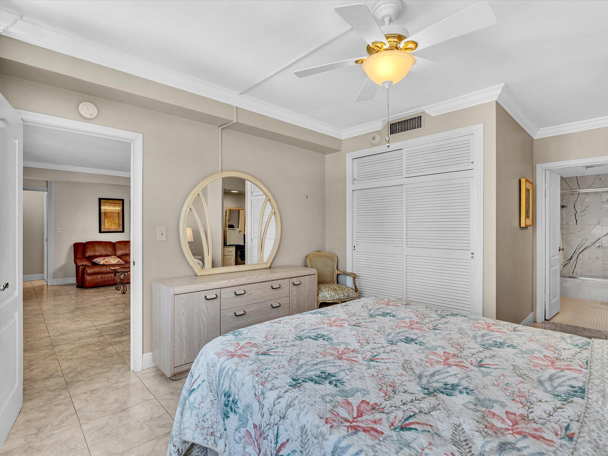 Coral Ridge Towers South - Residential