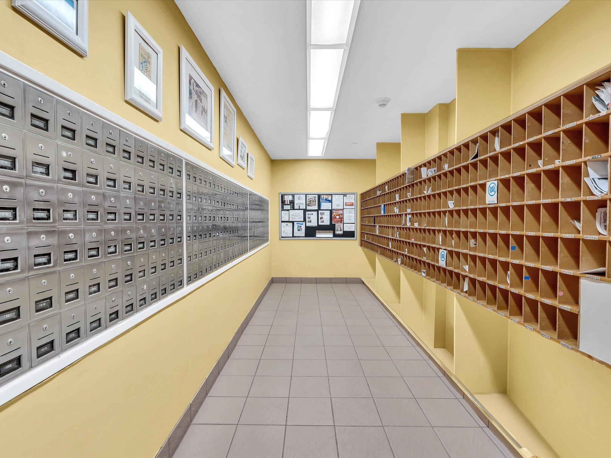 Coral Ridge Towers South - Residential