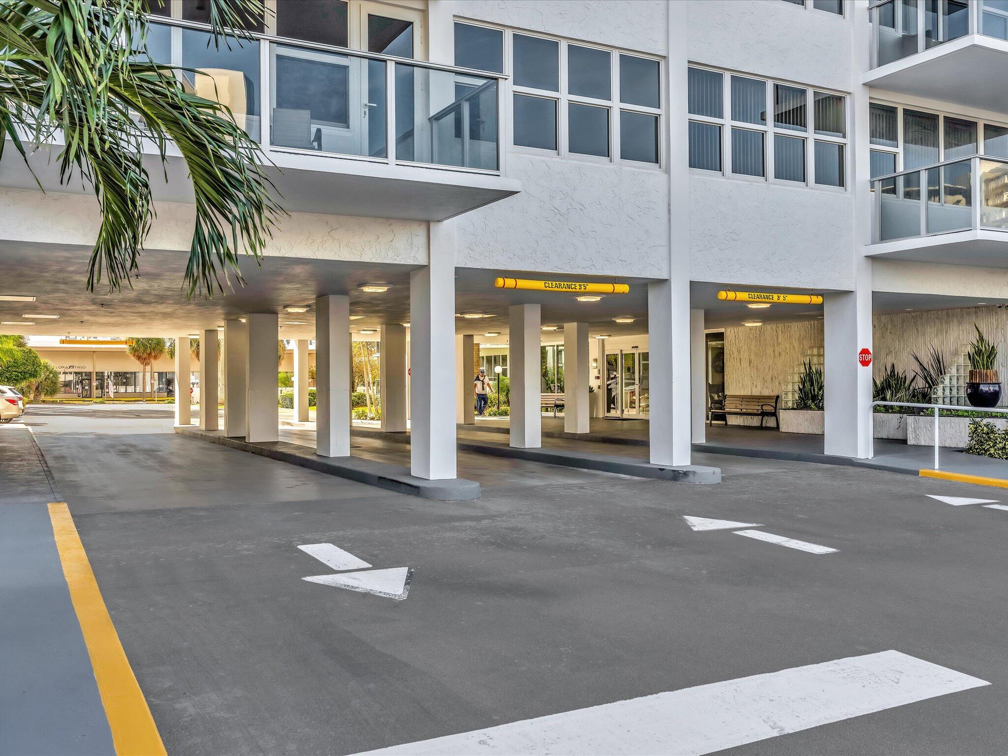 Coral Ridge Towers South - Residential