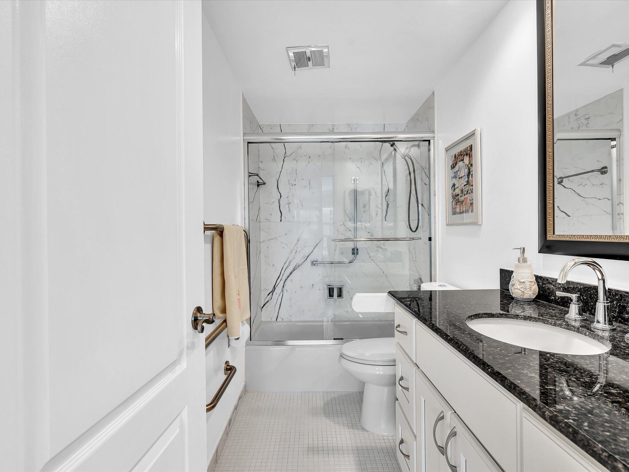 Coral Ridge Towers South - Residential