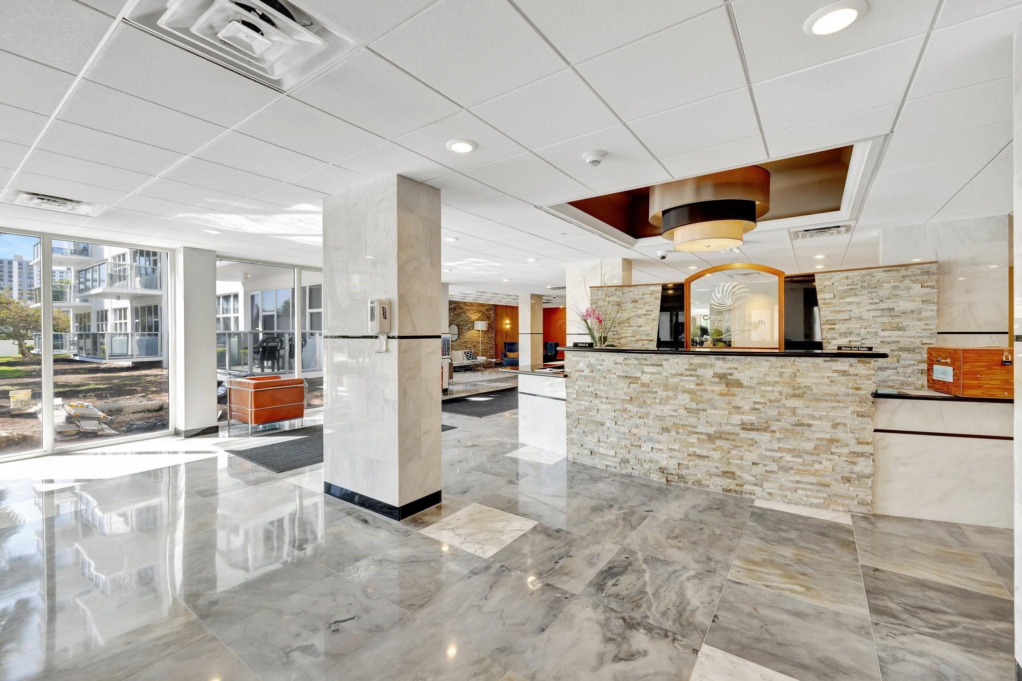 Coral Ridge Towers South - Residential