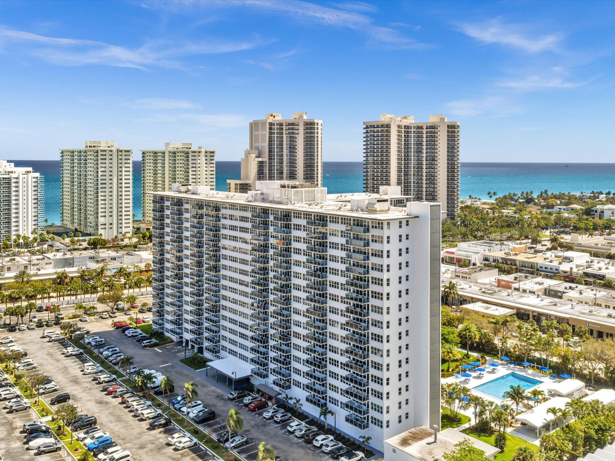 Coral Ridge Towers South - Residential