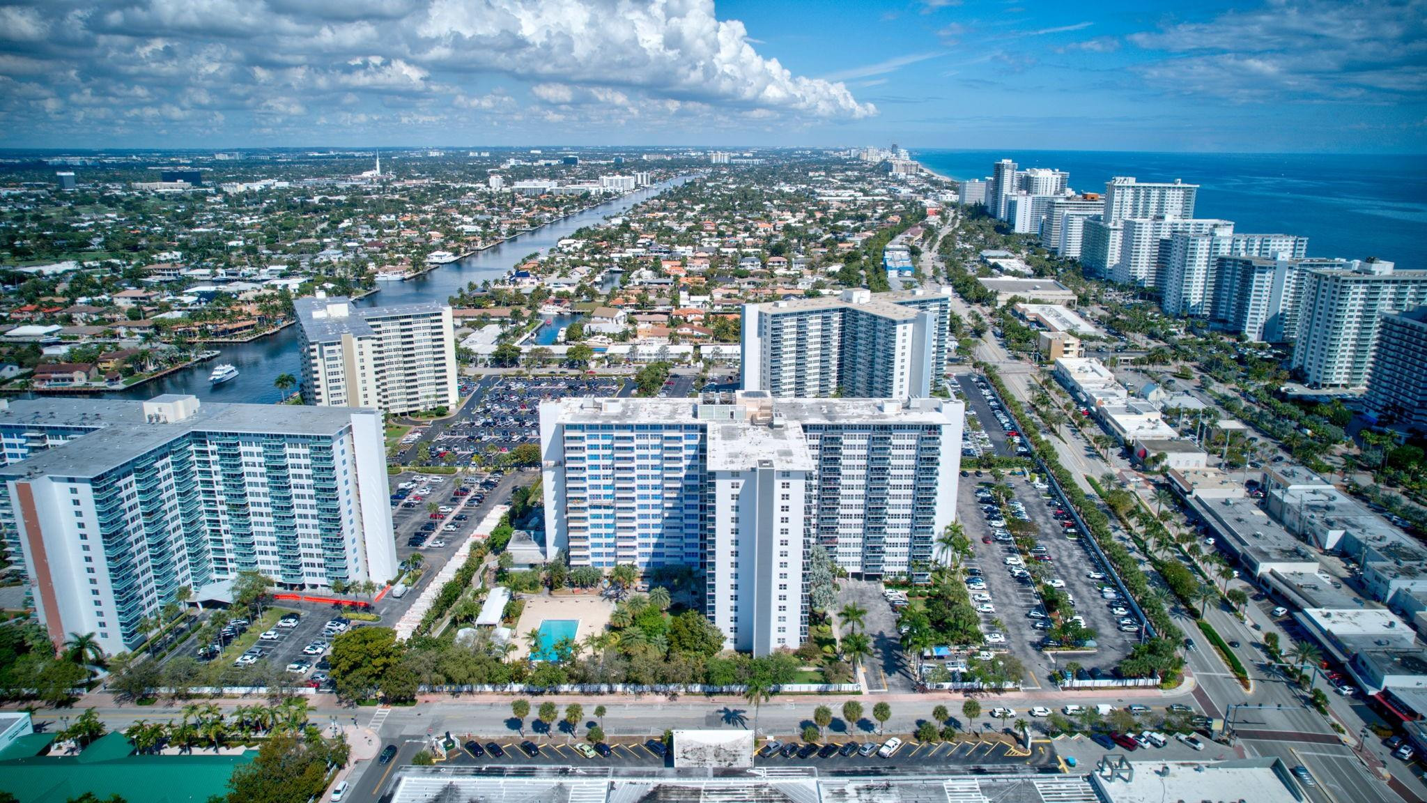 3333 NE 34th Street 319