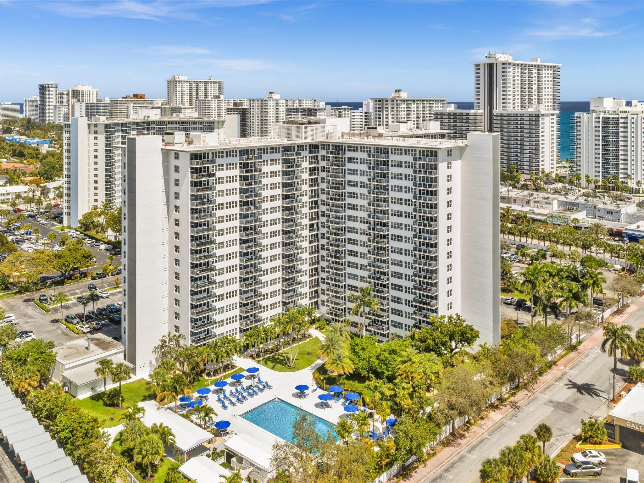 Coral Ridge Towers South - Residential