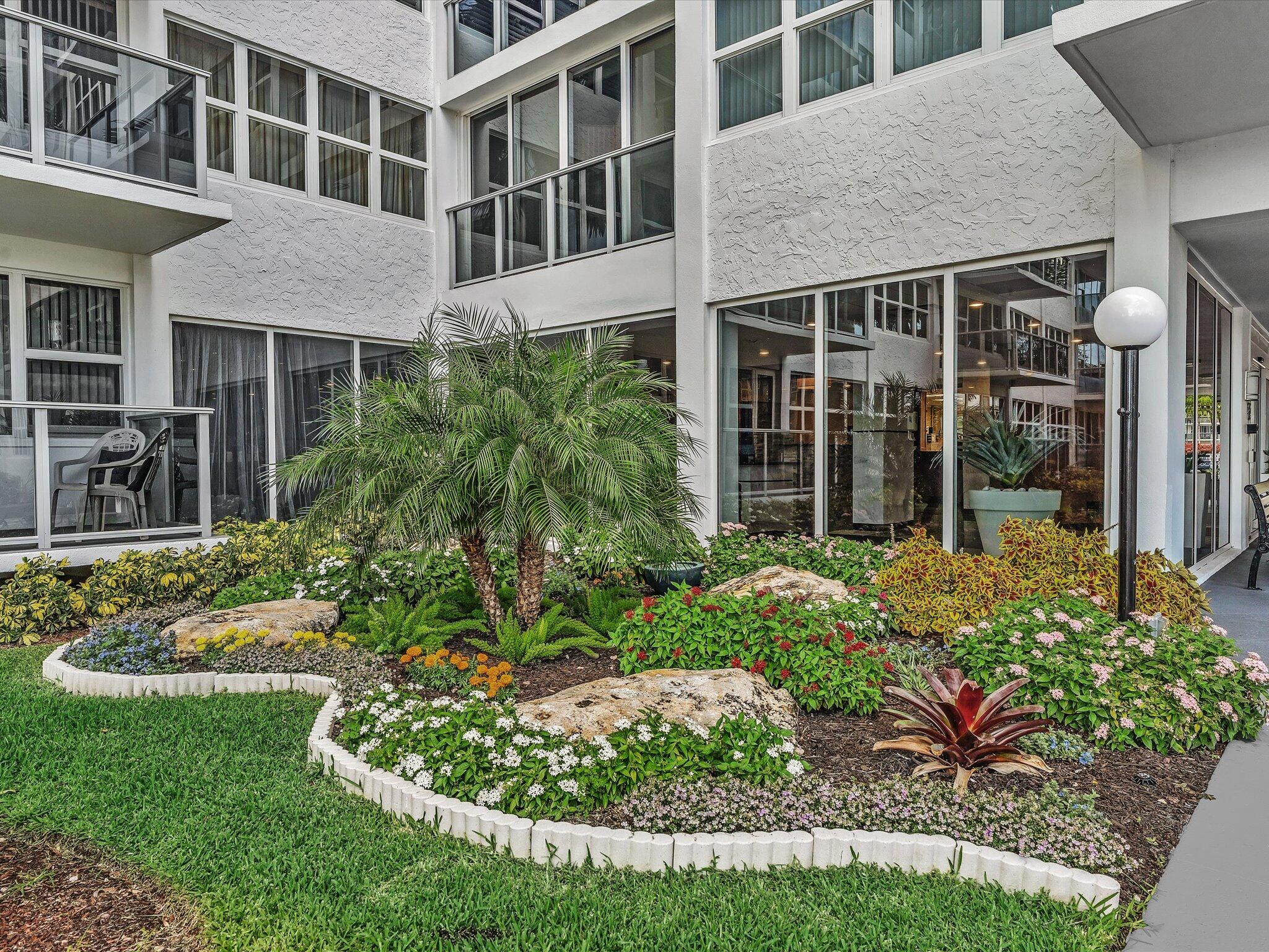 Coral Ridge Towers South - Residential