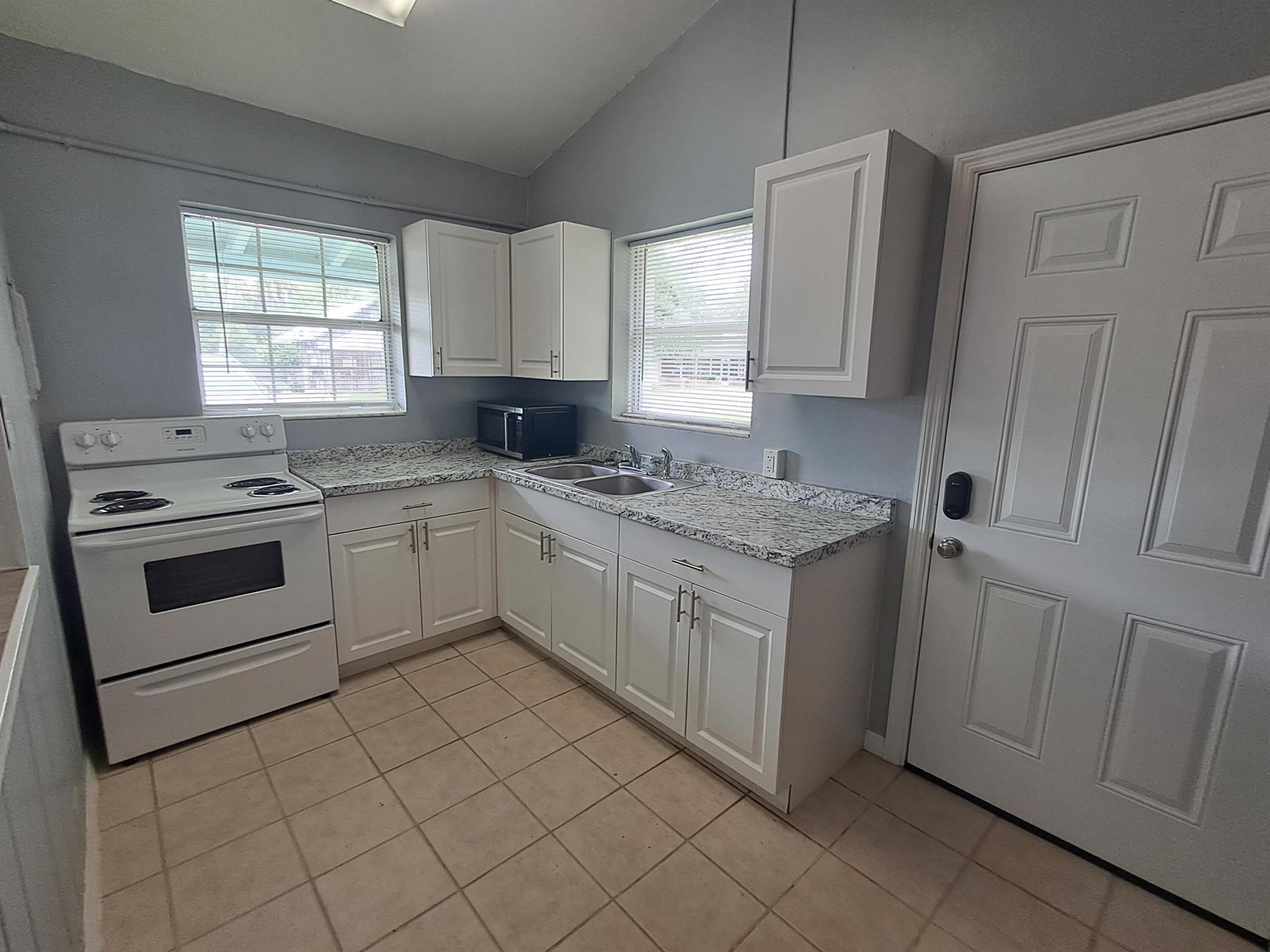 W A MARTIN - Residential Lease