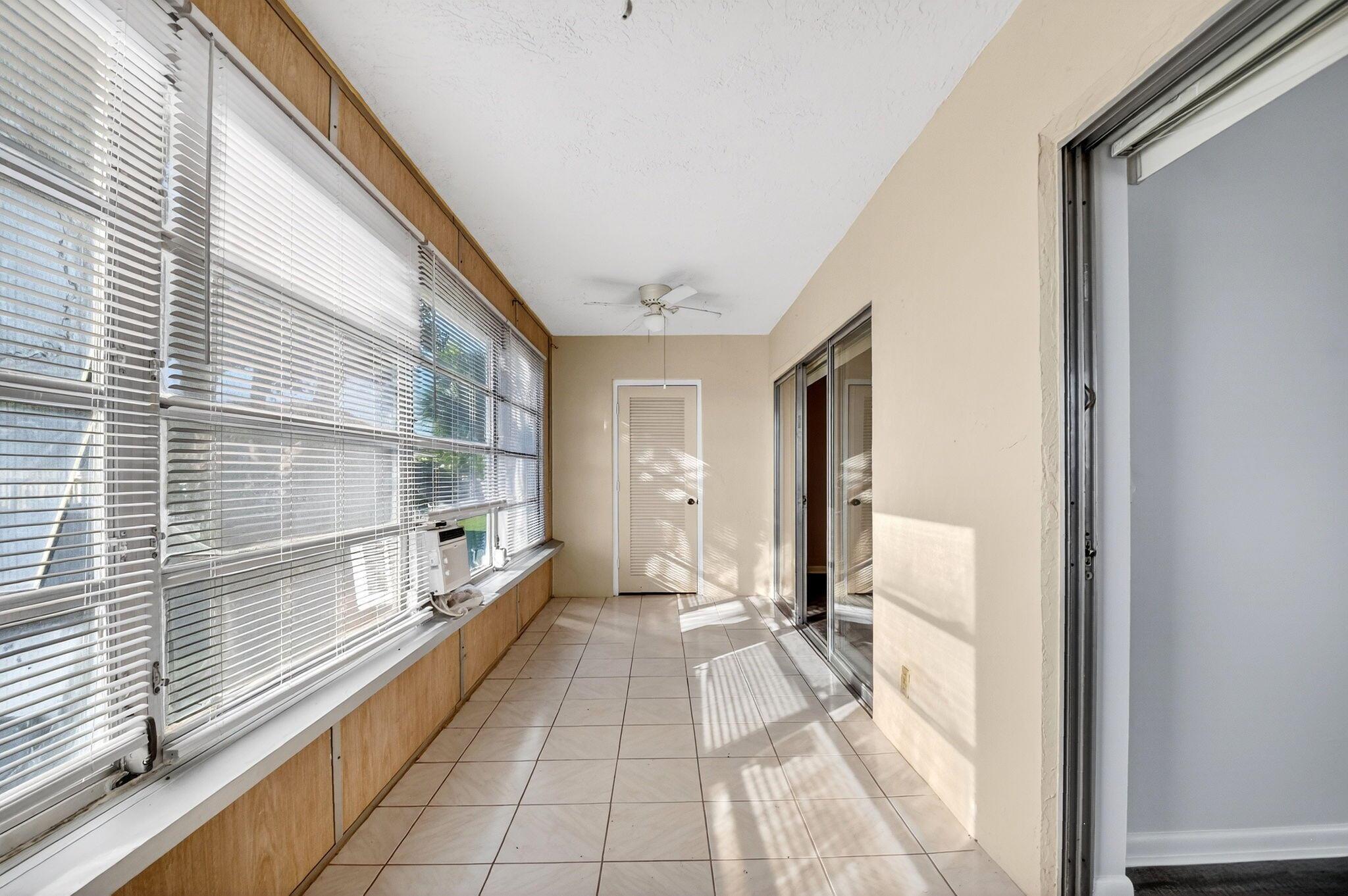 CENTURY ILLAGE -OXFORD CO - Residential