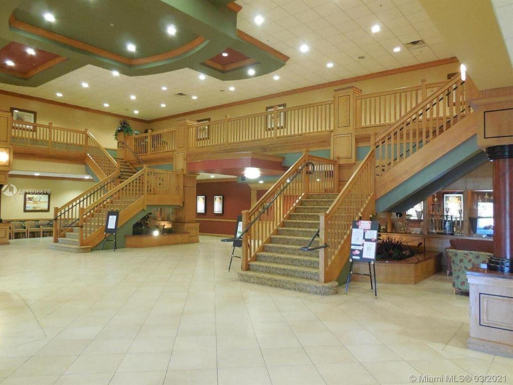 CENTURY ILLAGE -OXFORD CONDO - Residential