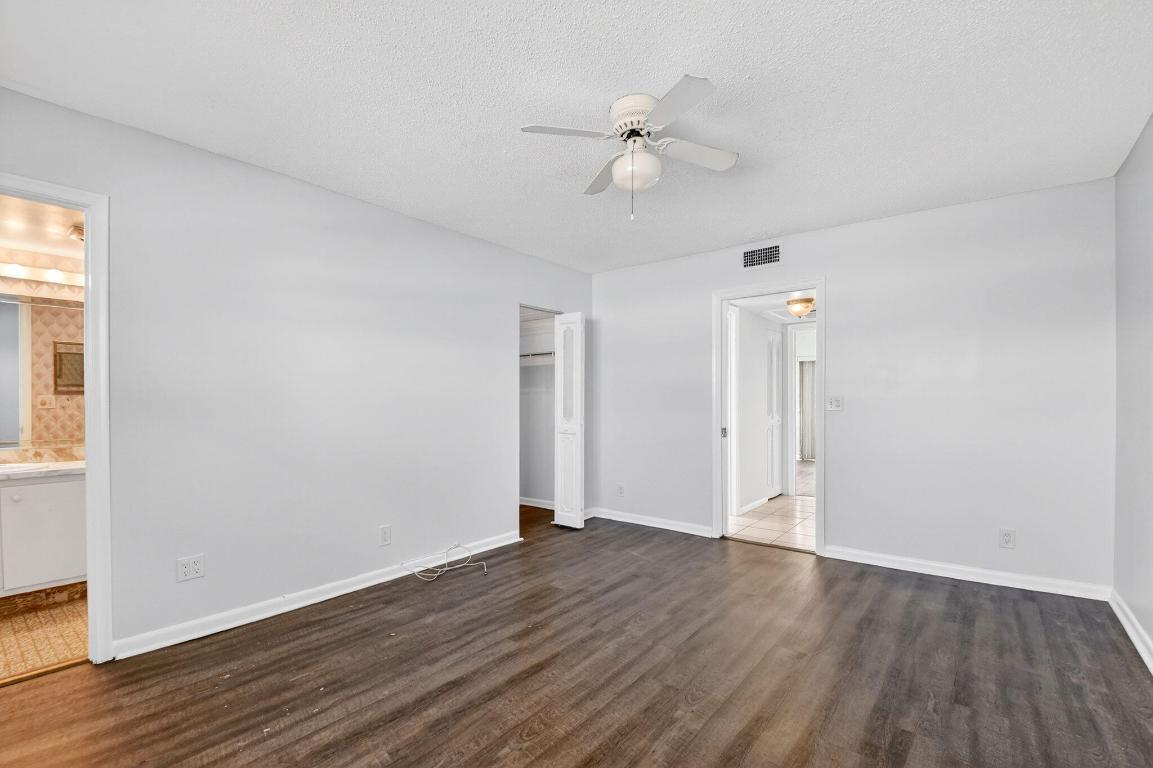 CENTURY ILLAGE -OXFORD CONDO - Residential