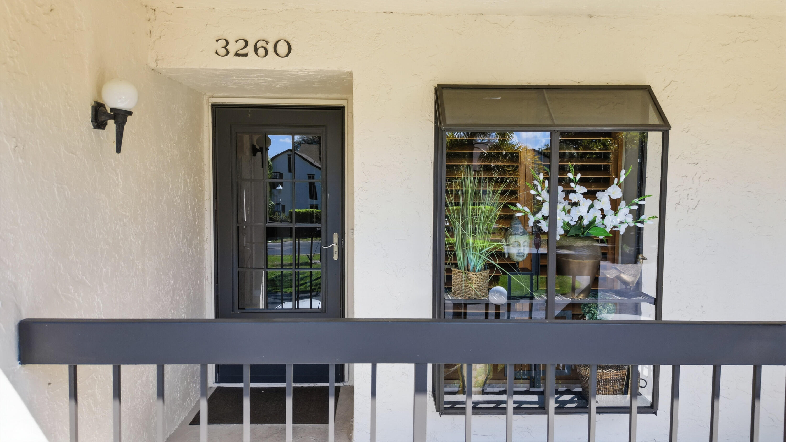 LUCERNE PARK CONDS 1,1A, 2 THRU 15 & 23 THRU 28 - Residential