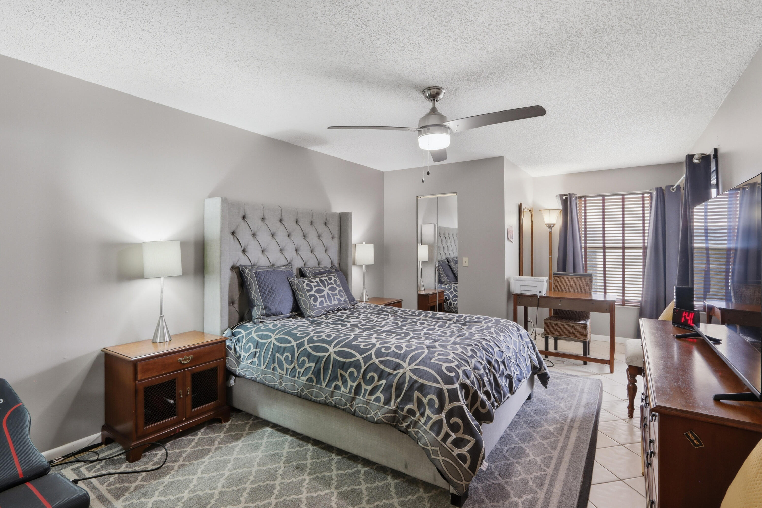 LUCERNE PARK CONDS 1,1A, 2 THRU 15 & 23 THRU 28 - Residential