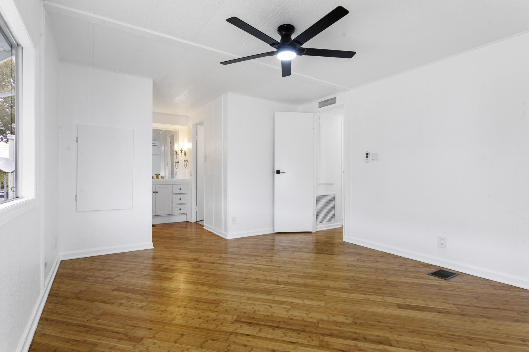 JAMAICA BAY MOBILE HOME CO OP - Residential