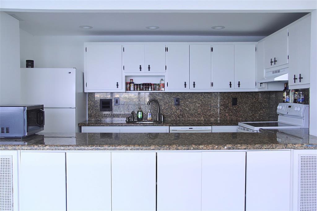 Jockey Club - Residential