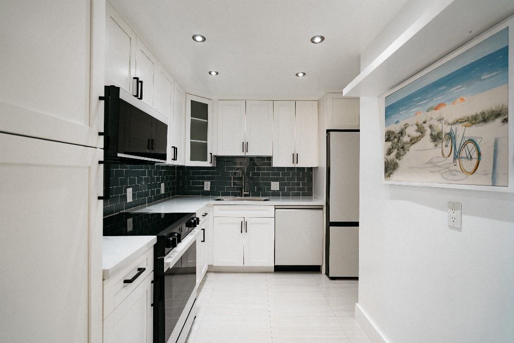 2101 S Ocean Dr 2305