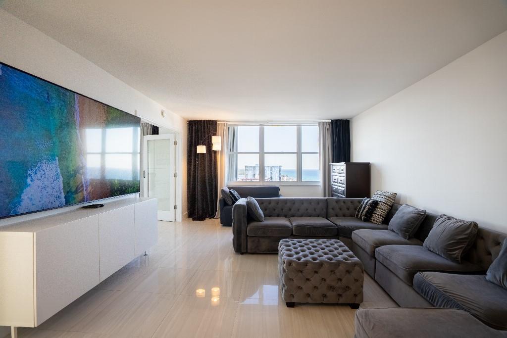 2101 S Ocean Dr 2305