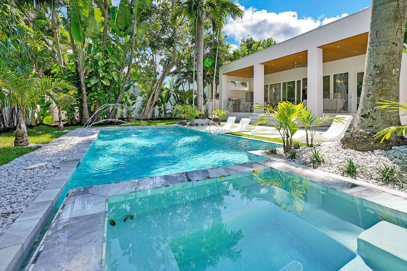 RIO VISTA - Residential