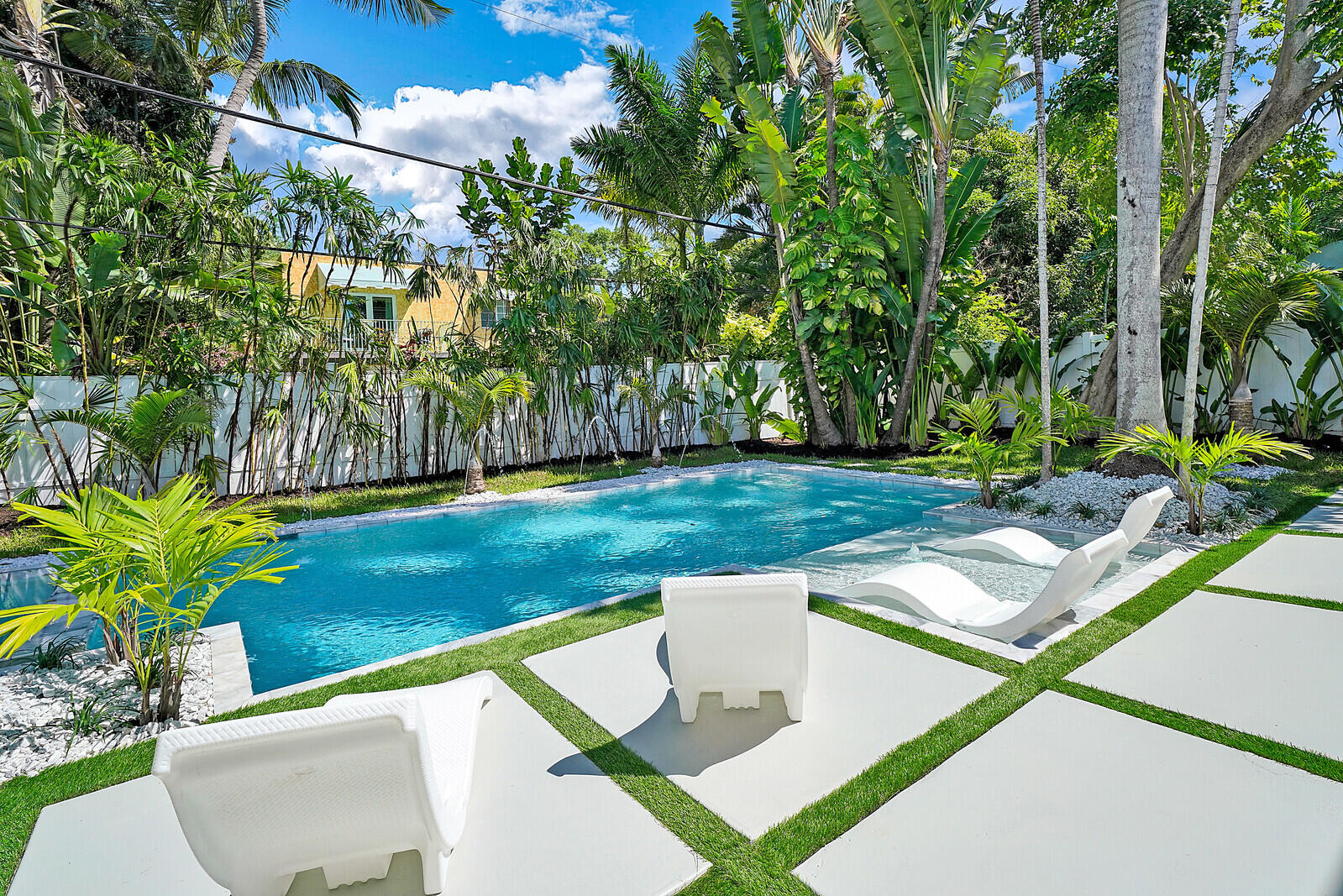 RIO VISTA - Residential