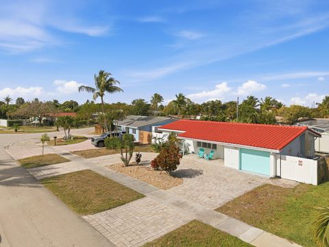 Tiny photo for 1123 SE 2nd Avenue, Deerfield Beach, FL 33441 (MLS # B26036208)