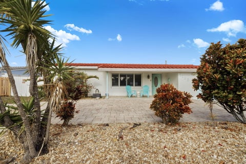 Tiny photo for 1123 SE 2nd Avenue, Deerfield Beach, FL 33441 (MLS # B26036208)