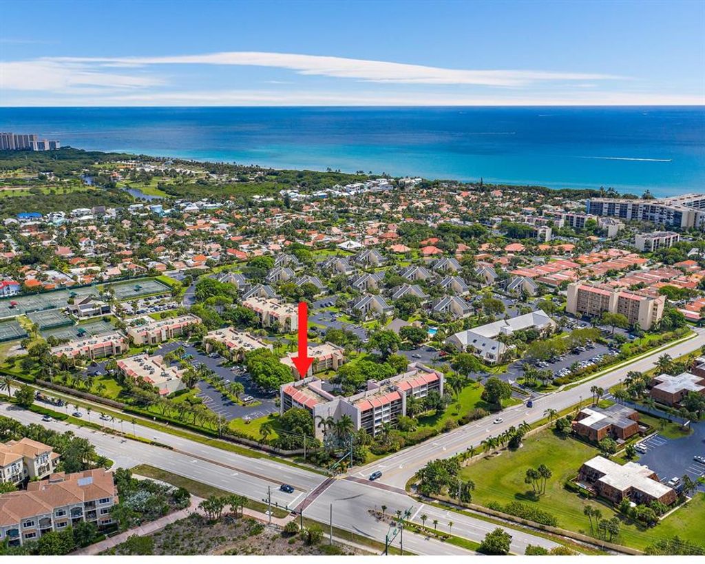 Photo of 1605 S Us Highway 1 #201m1, Jupiter, FL 33477 (MLS # R10714569)