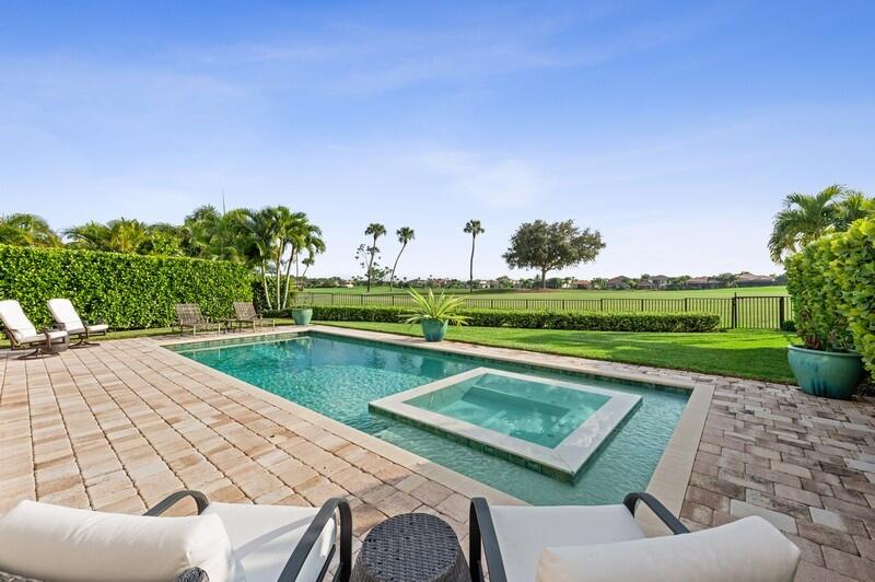 JUPITER COUNTRY CLUB - Residential
