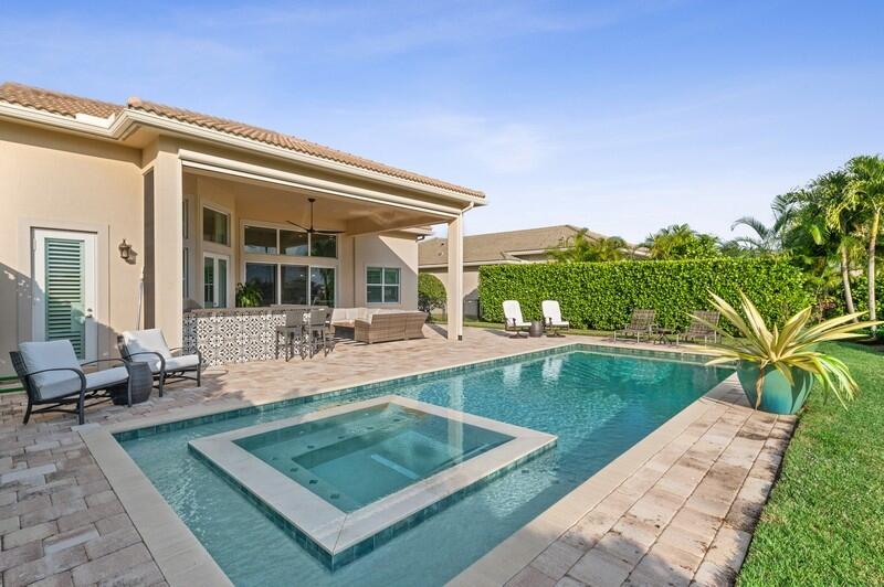 JUPITER COUNTRY CLUB - Residential