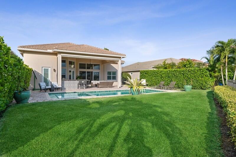 JUPITER COUNTRY CLUB - Residential