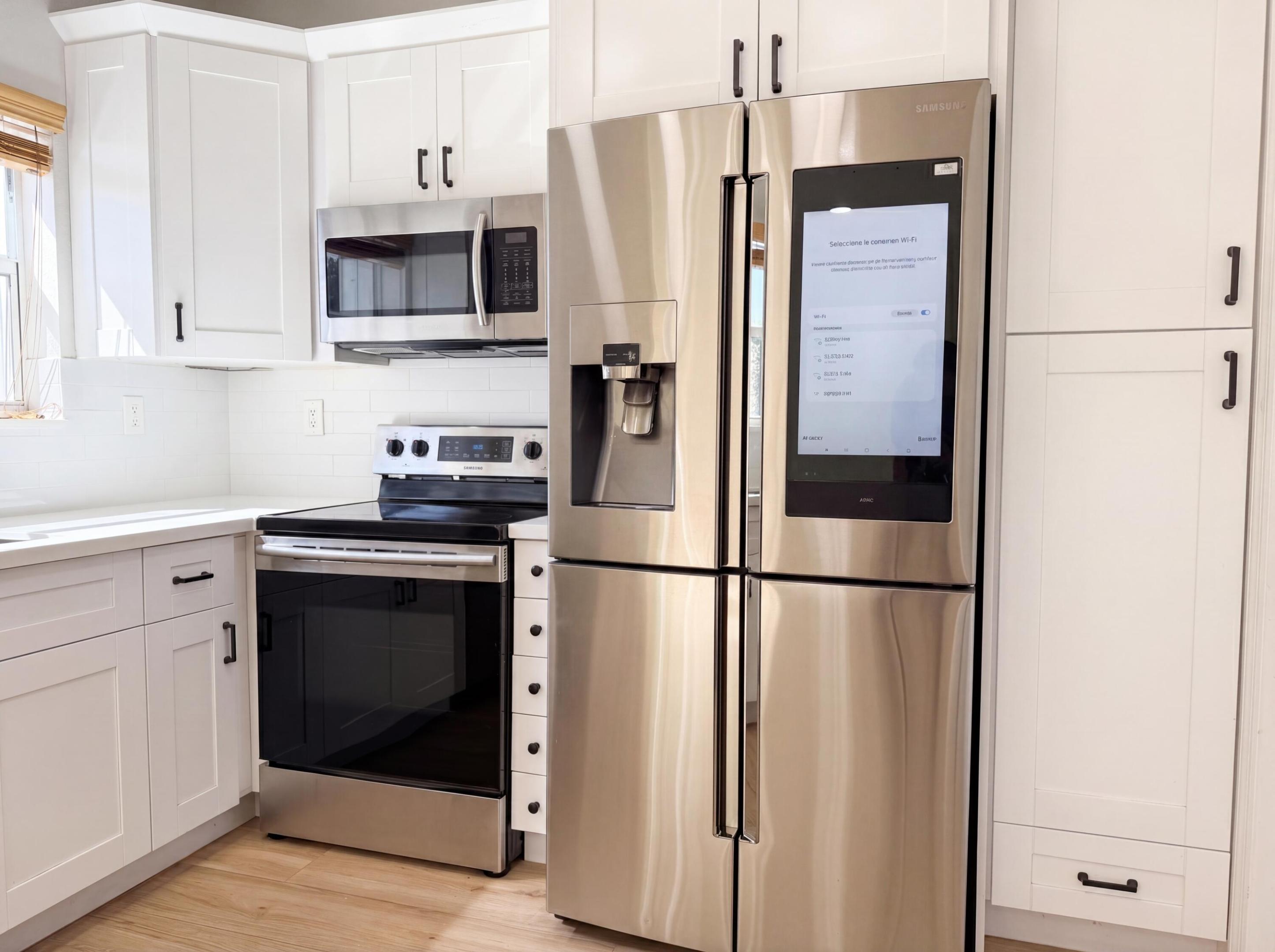 ESCADA 174-84 B - Residential