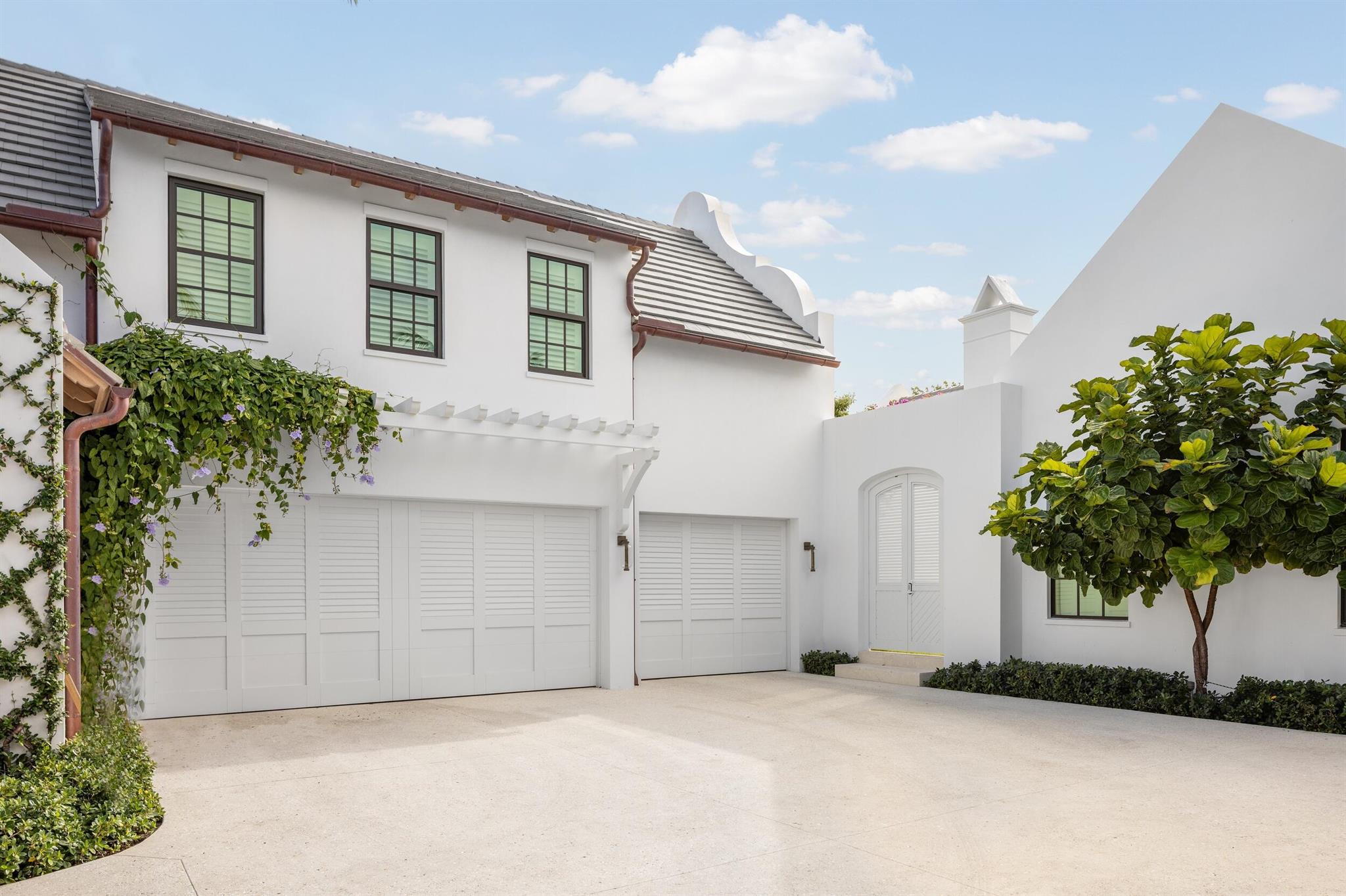IBIS ISLE - Residential