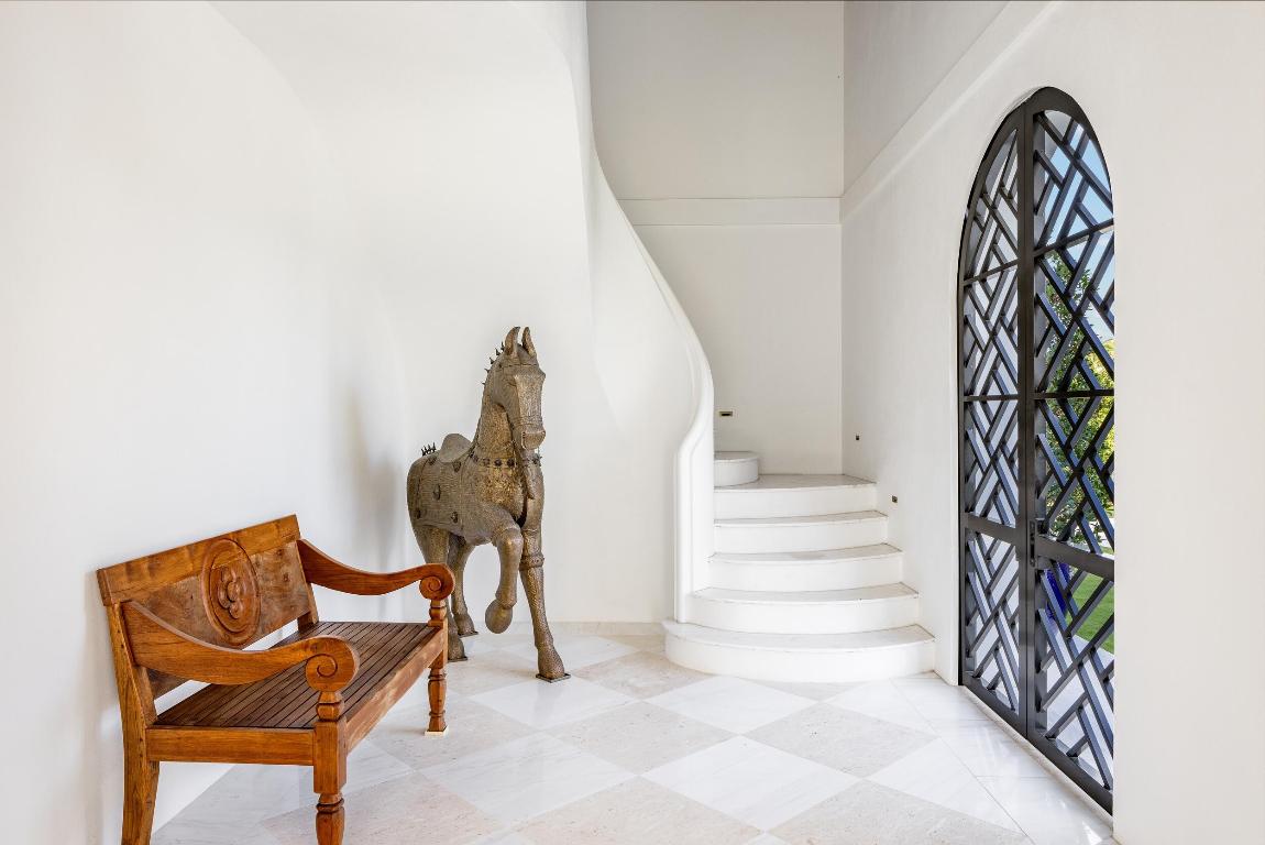 IBIS ISLE - Residential