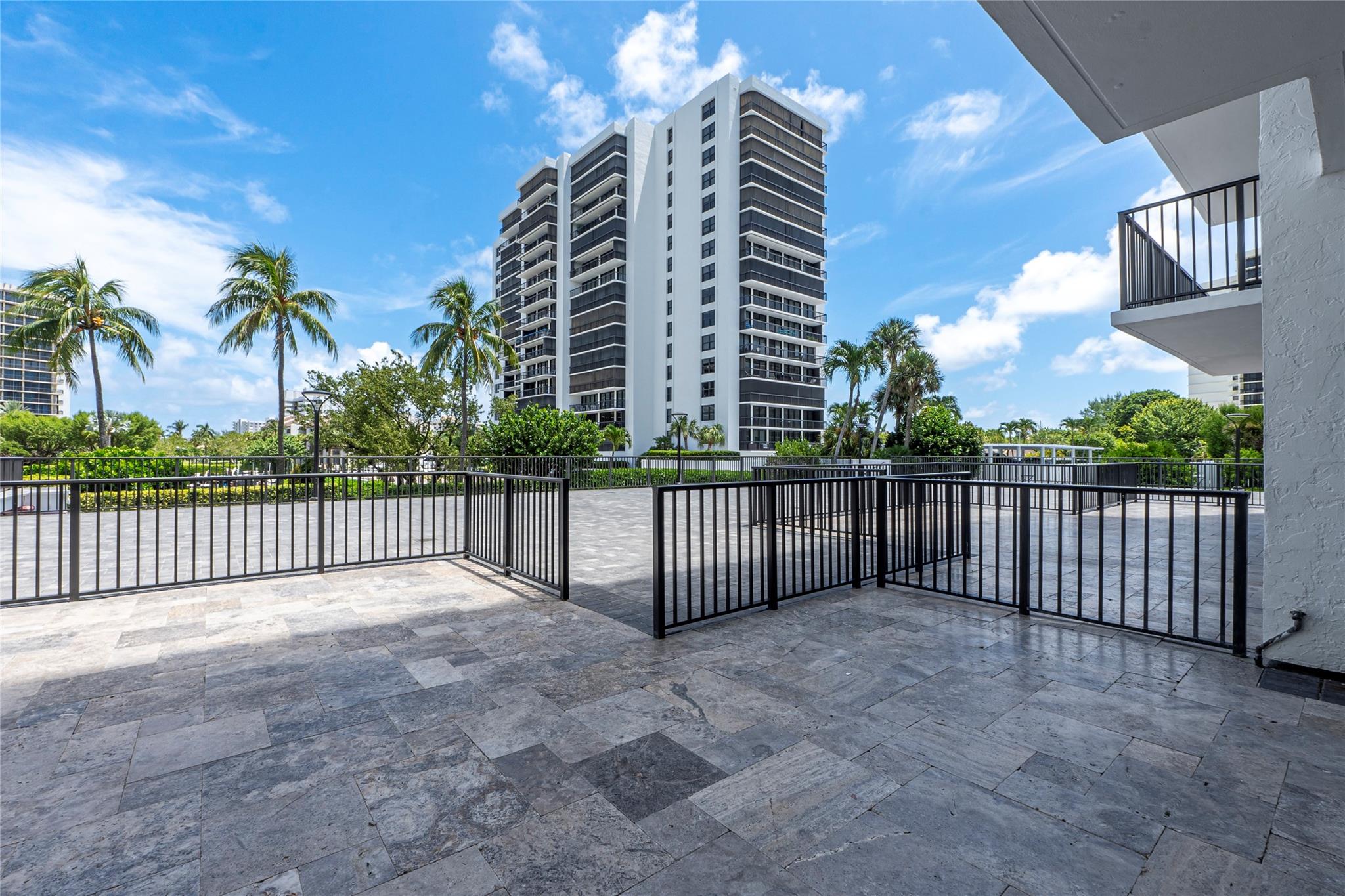ABERDEEN ARMS CONDO - Residential Lease