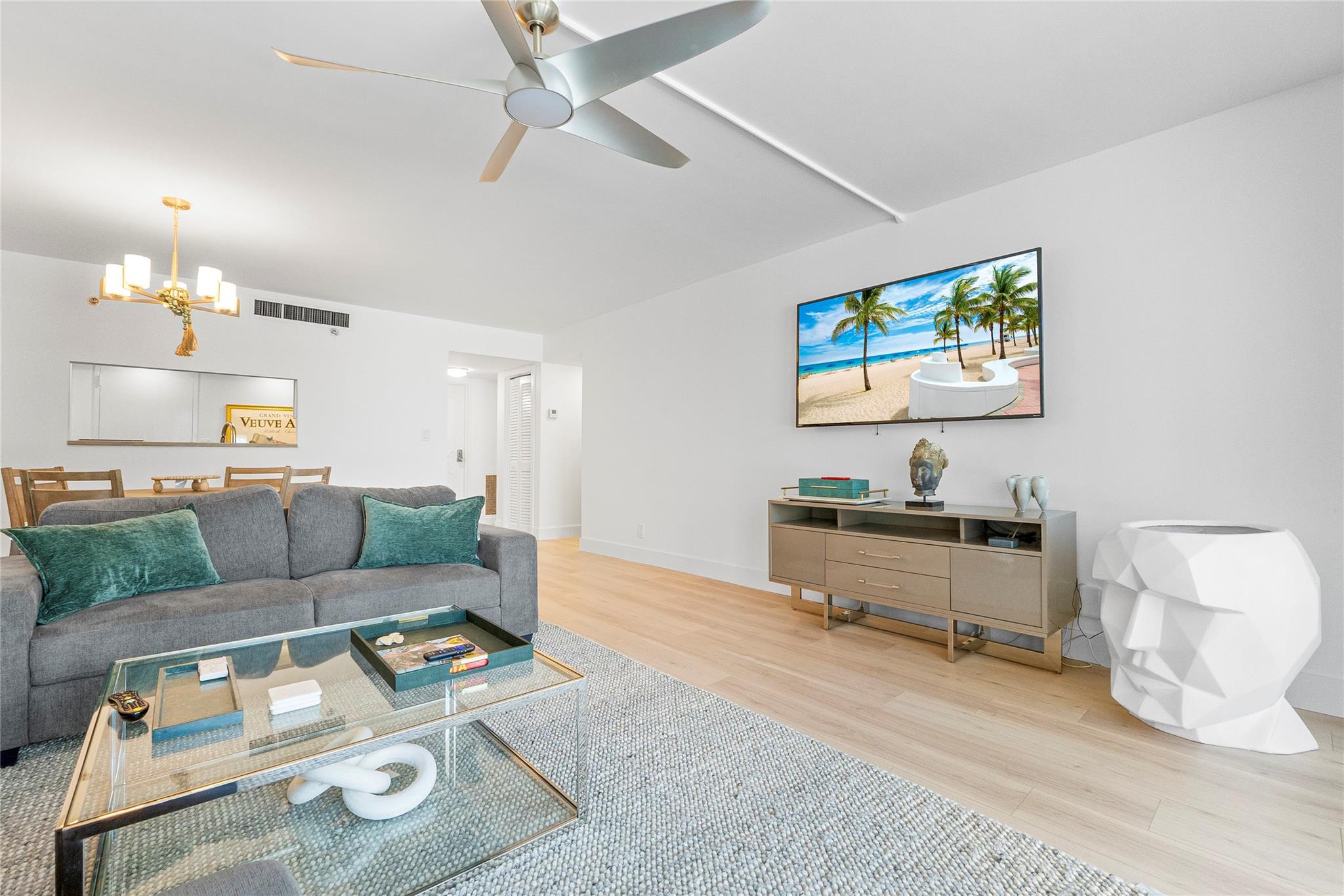 ABERDEEN ARMS CONDO - Residential Lease