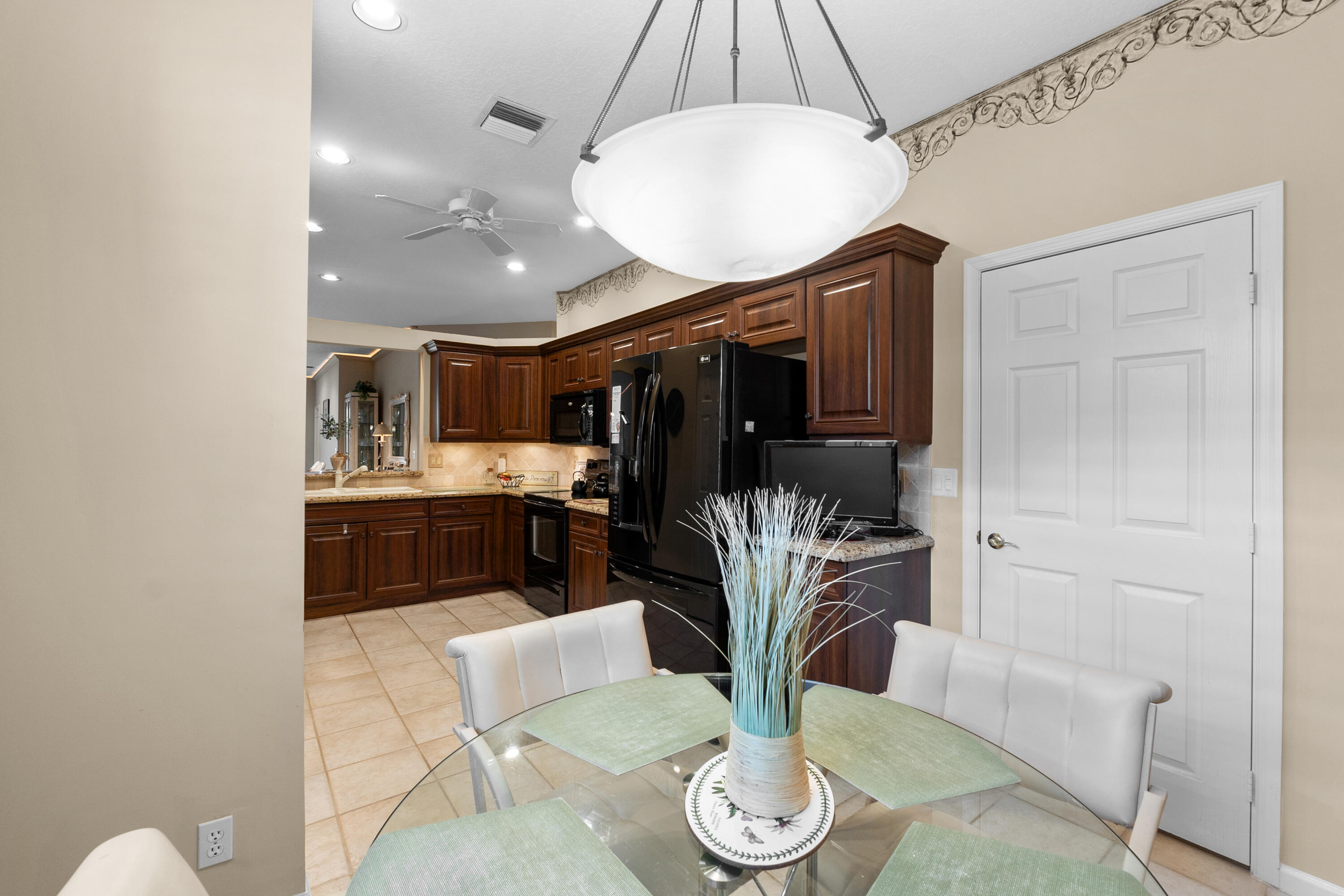 MAJESTIC ISLES 3 - Residential