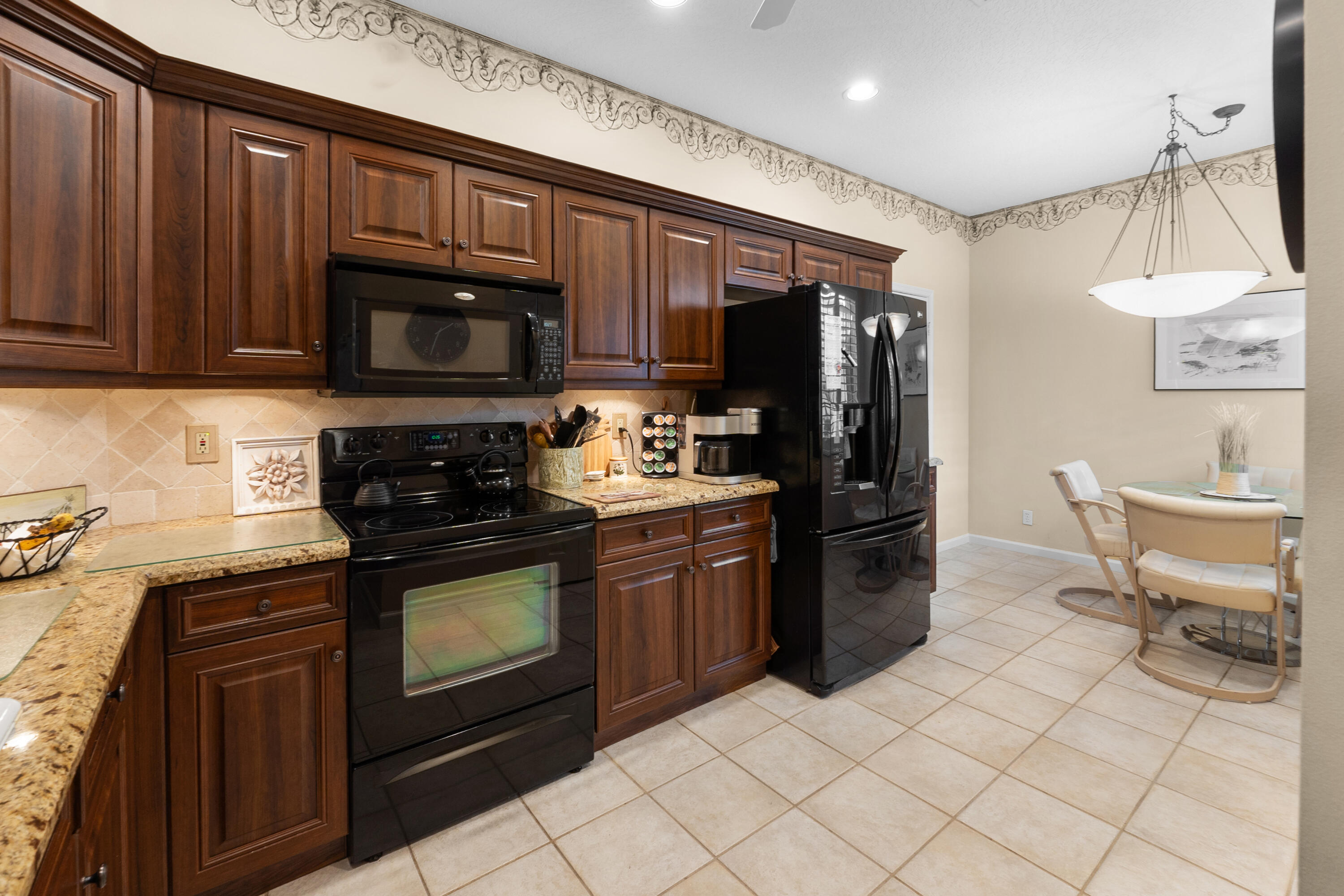 MAJESTIC ISLES 3 - Residential