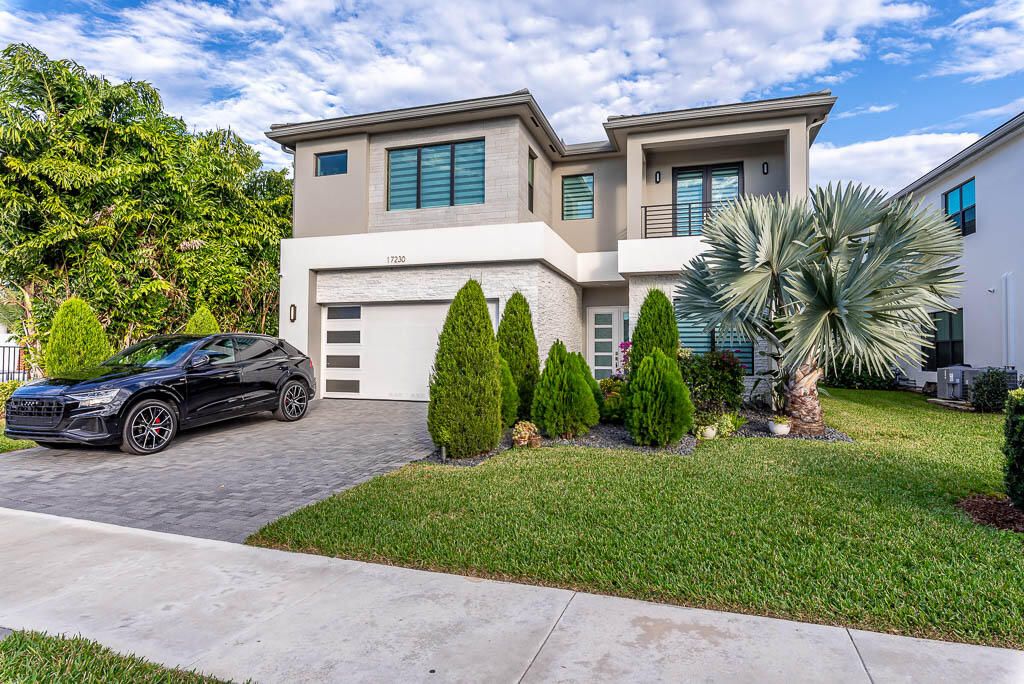 Photo of 17230 Windy Pointe Lane, Boca Raton, FL 33496 (MLS # R10957030)