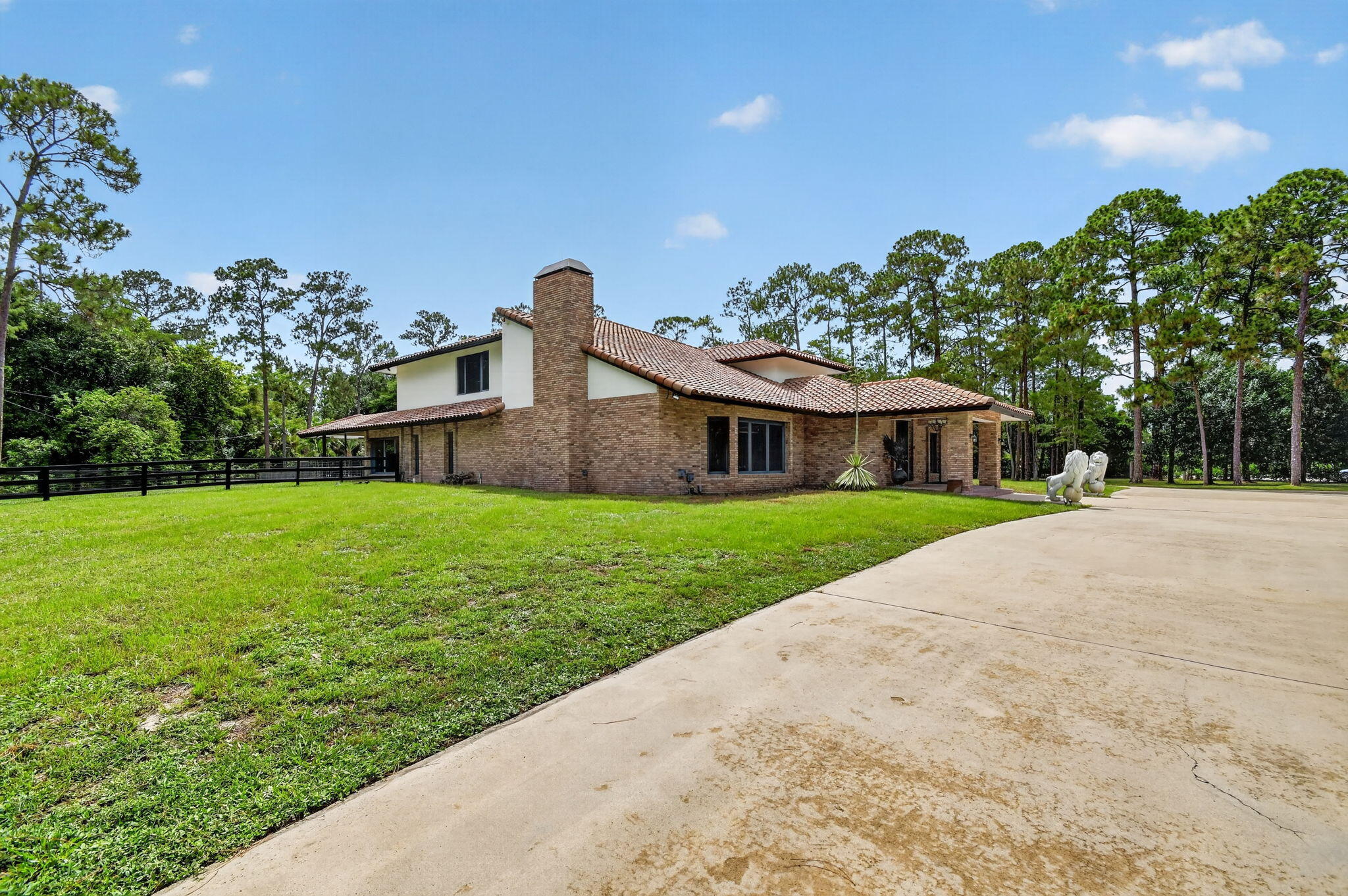 14780 Draft Horse Lane