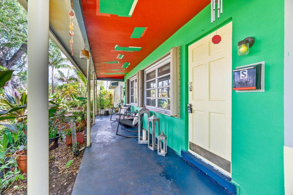 Photo of 2204 NW 3rd Avenue #1-2, Wilton Manors, FL 33311 (MLS # B26022048)