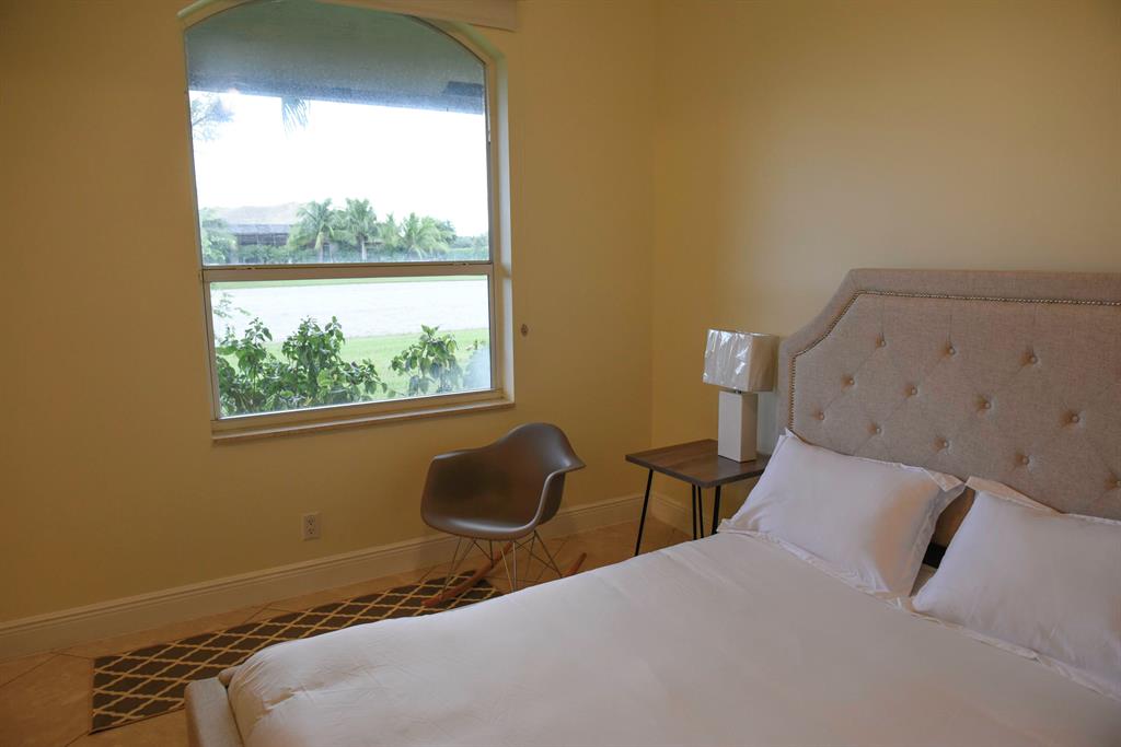 PALM BEACH POINT EAST - Residential Lease