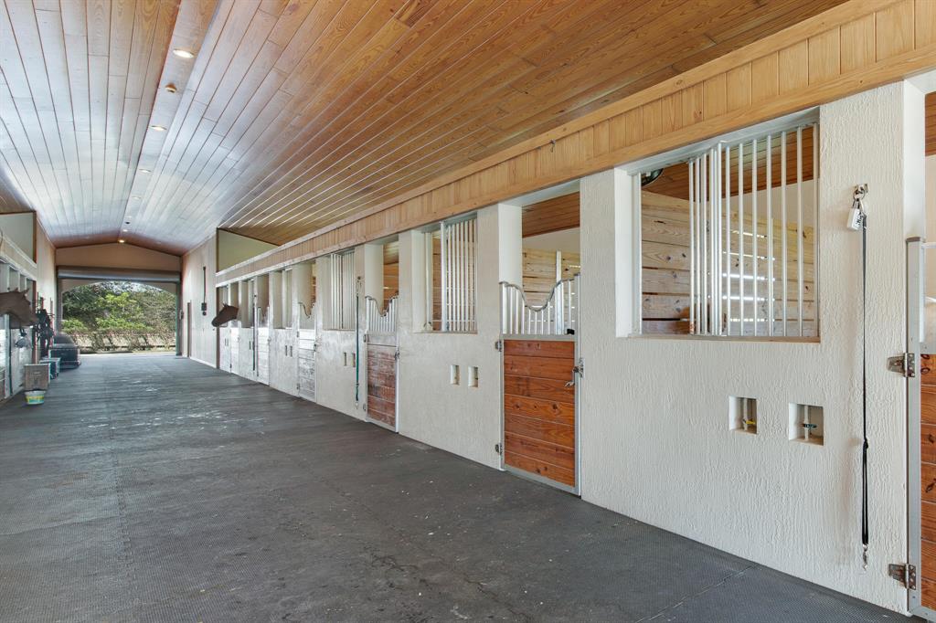 PALM BEACH POINT EAST - Residential Lease