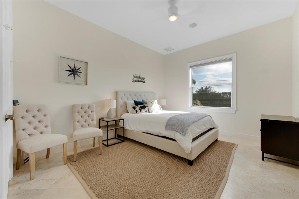 PALM BEACH POINT EAST - Residential Lease