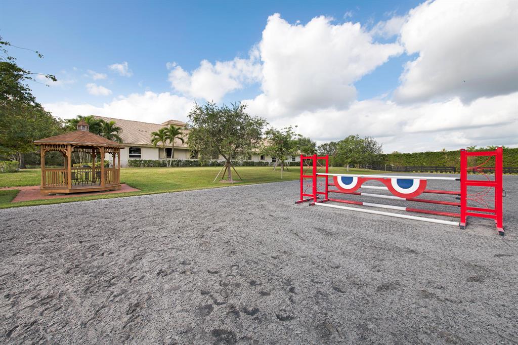 PALM BEACH POINT EAST - Residential Lease