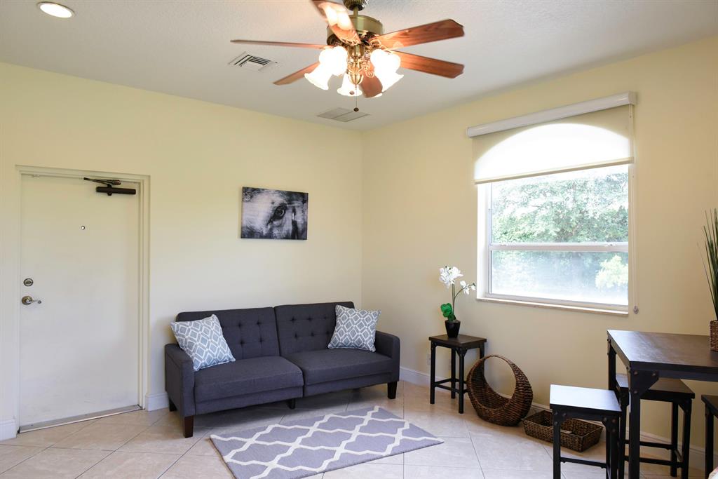 PALM BEACH POINT EAST - Residential Lease