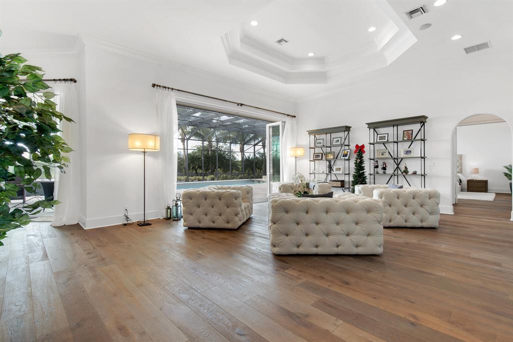 PALM BEACH POINT EAST - Residential Lease